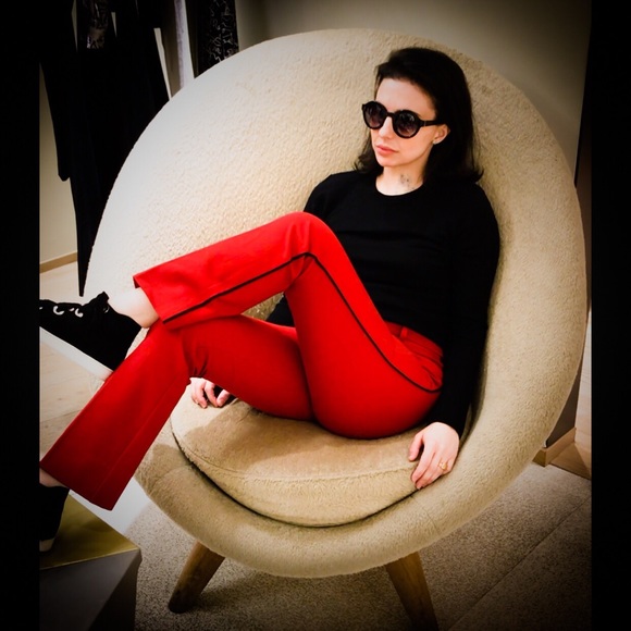 Meet your Posher, Mariana - Picture 2 of 8